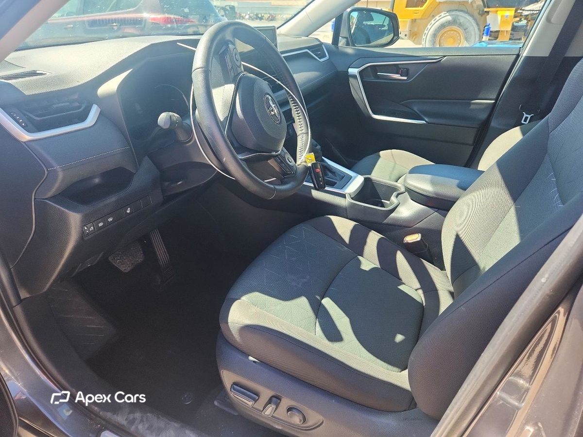 Toyota RAV 4 2024