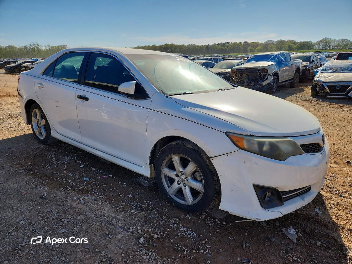 Toyota Camry 2012