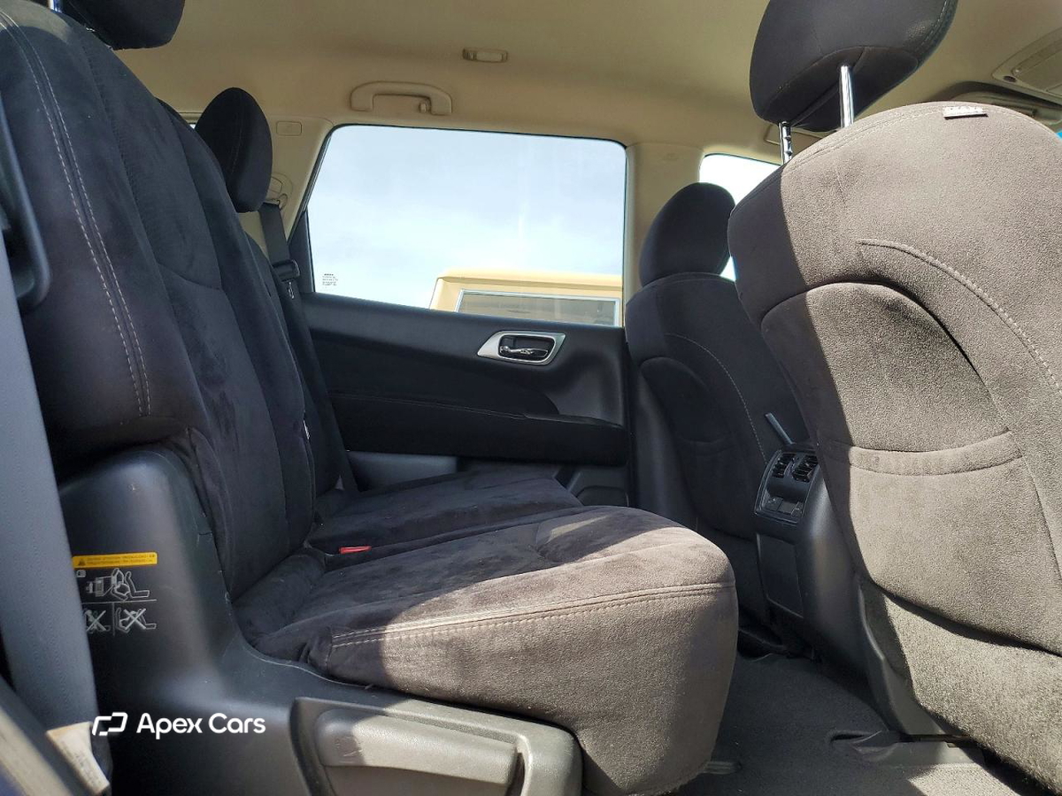Nissan Pathfinder 2015