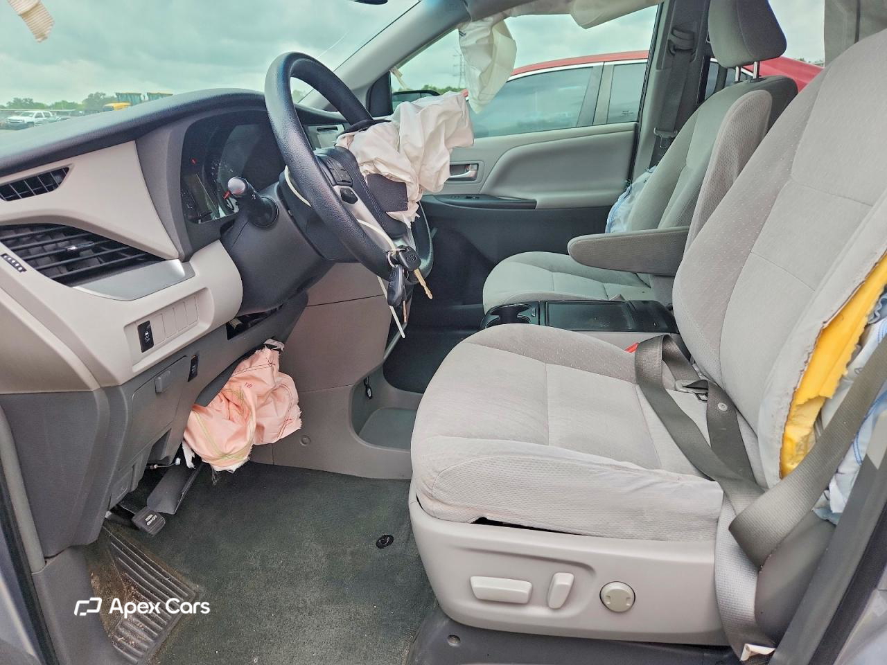 Toyota Sienna 2015