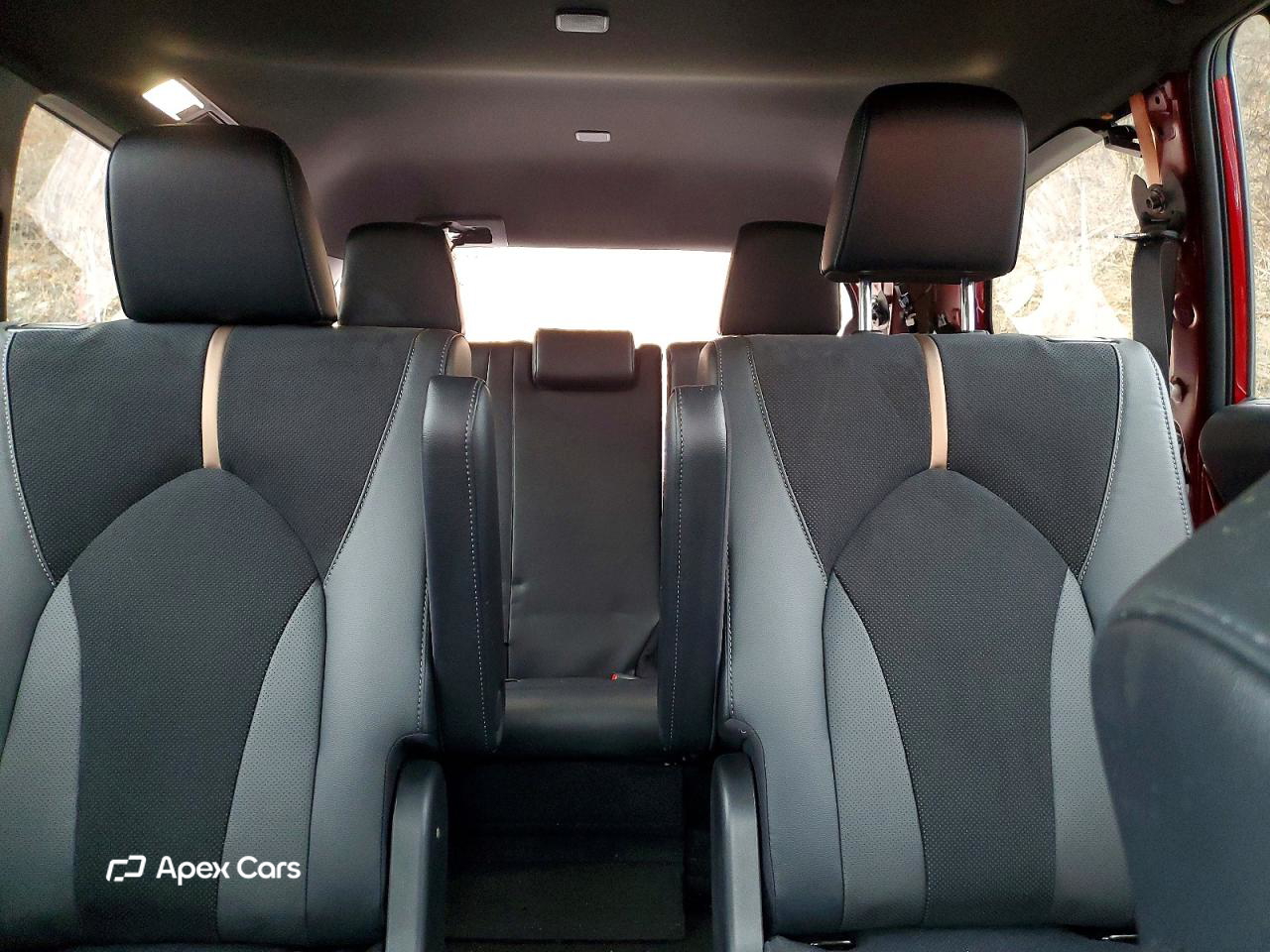 Toyota Highlander 2025