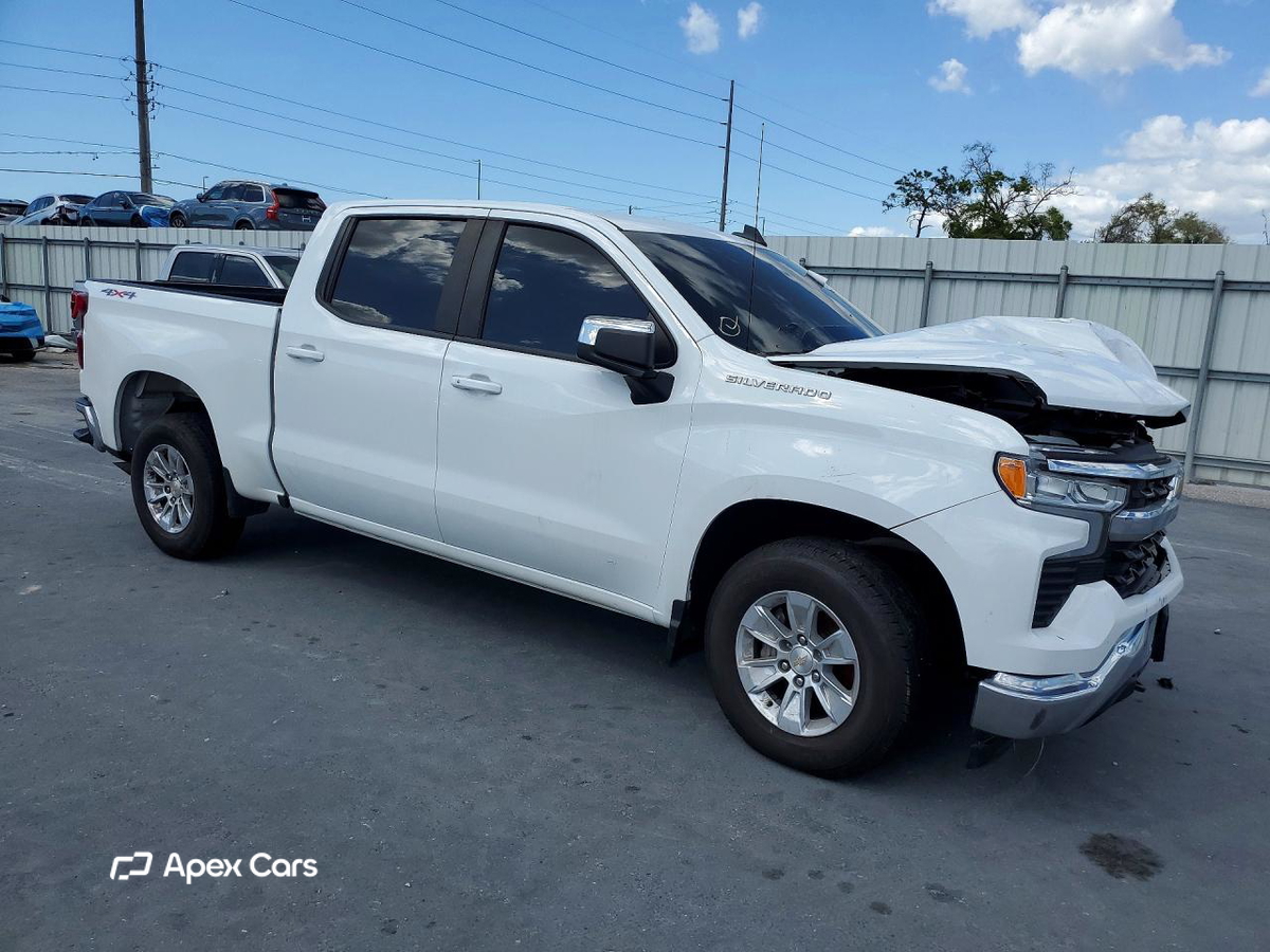 Chevrolet Silverado 2023