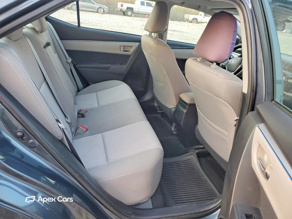 Toyota Corolla 2015