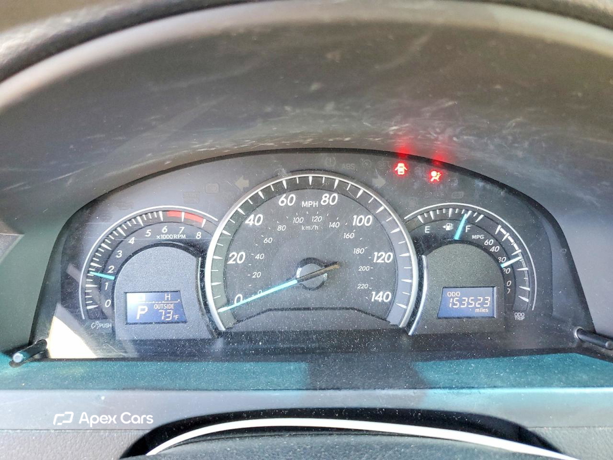 Toyota Camry 2012