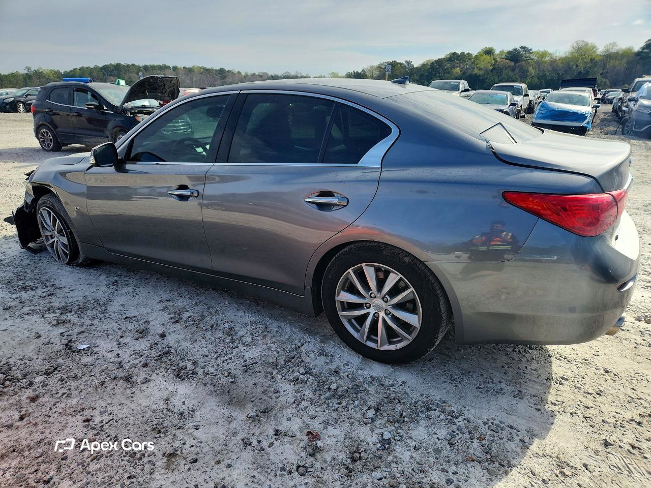 Infiniti Q50 2015