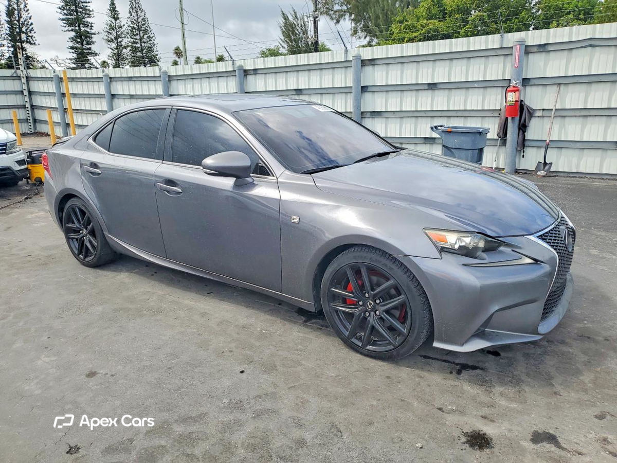 Lexus IS 2015
