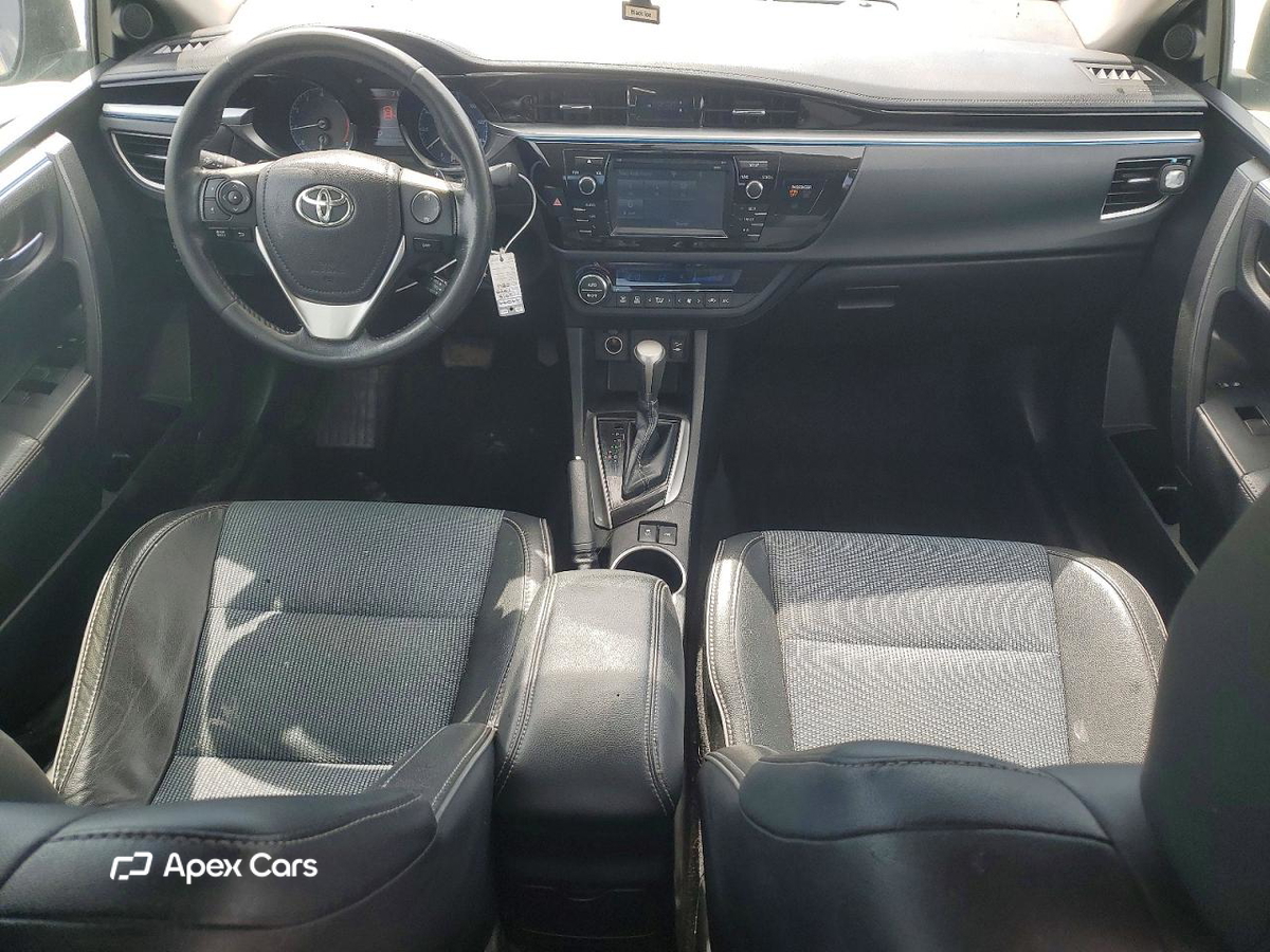 Toyota Corolla 2015