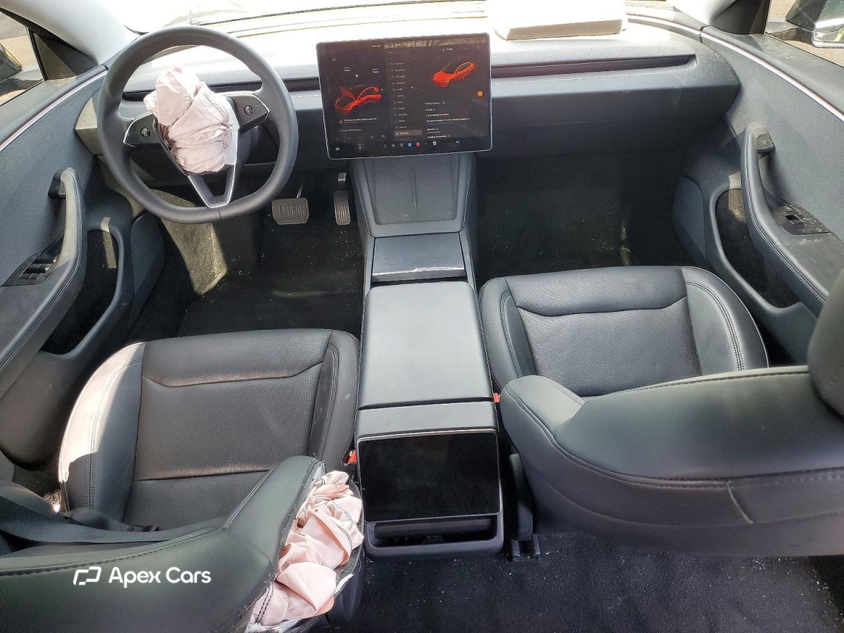 Tesla Model 3 2024