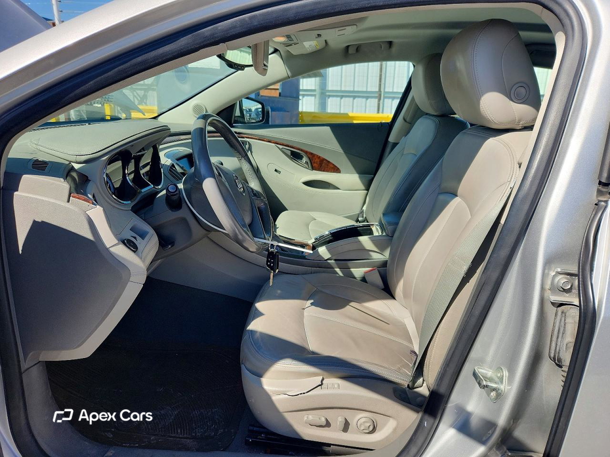 Buick LaCrosse 2012