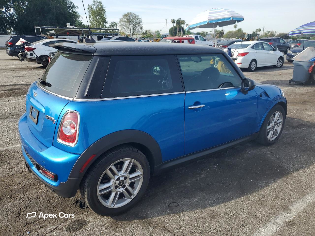 MINI Cooper 2012