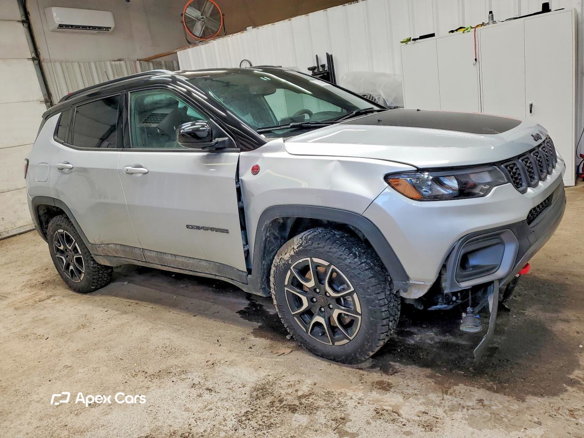 Jeep Compass 2025