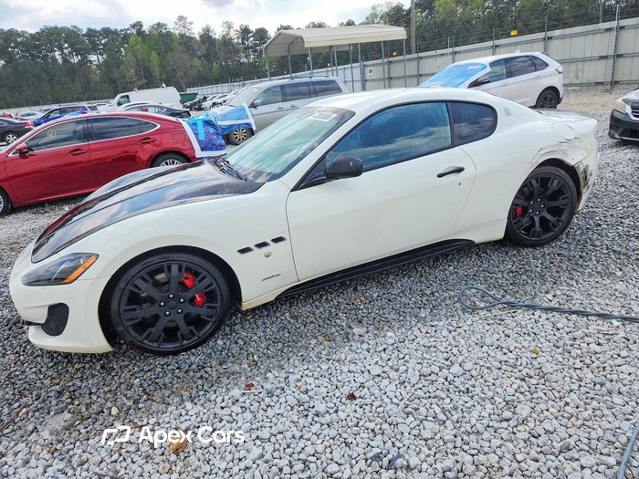 2014 Maserati GranTurismo - Image 1 of 5