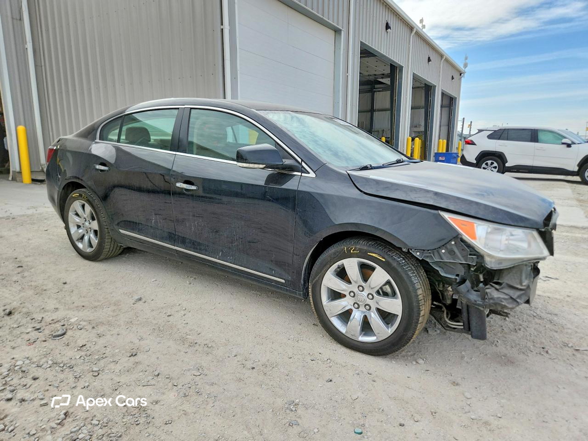 Buick LaCrosse 2011