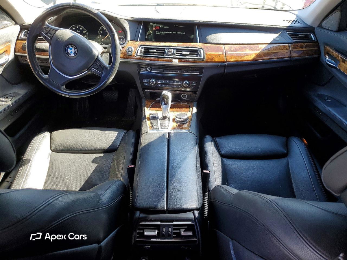BMW Series 7 2014