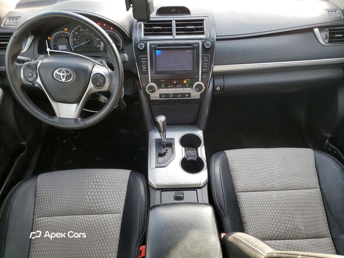Toyota Camry 2012