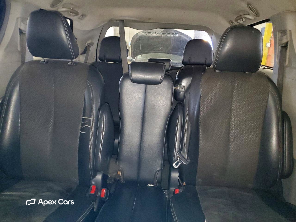 Toyota Sienna 2011
