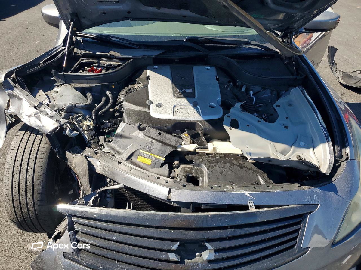 Infiniti G 2012