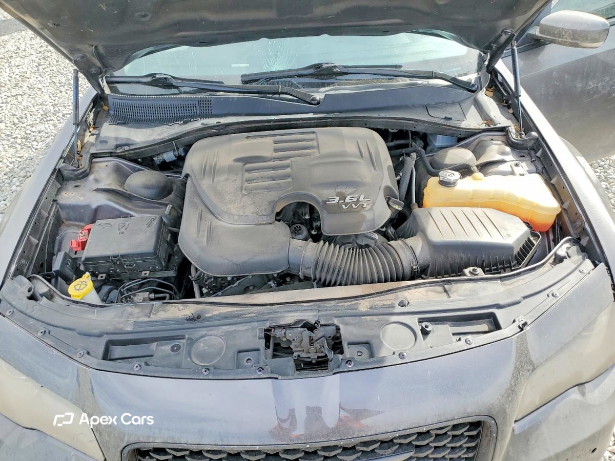 Chrysler 300 2022