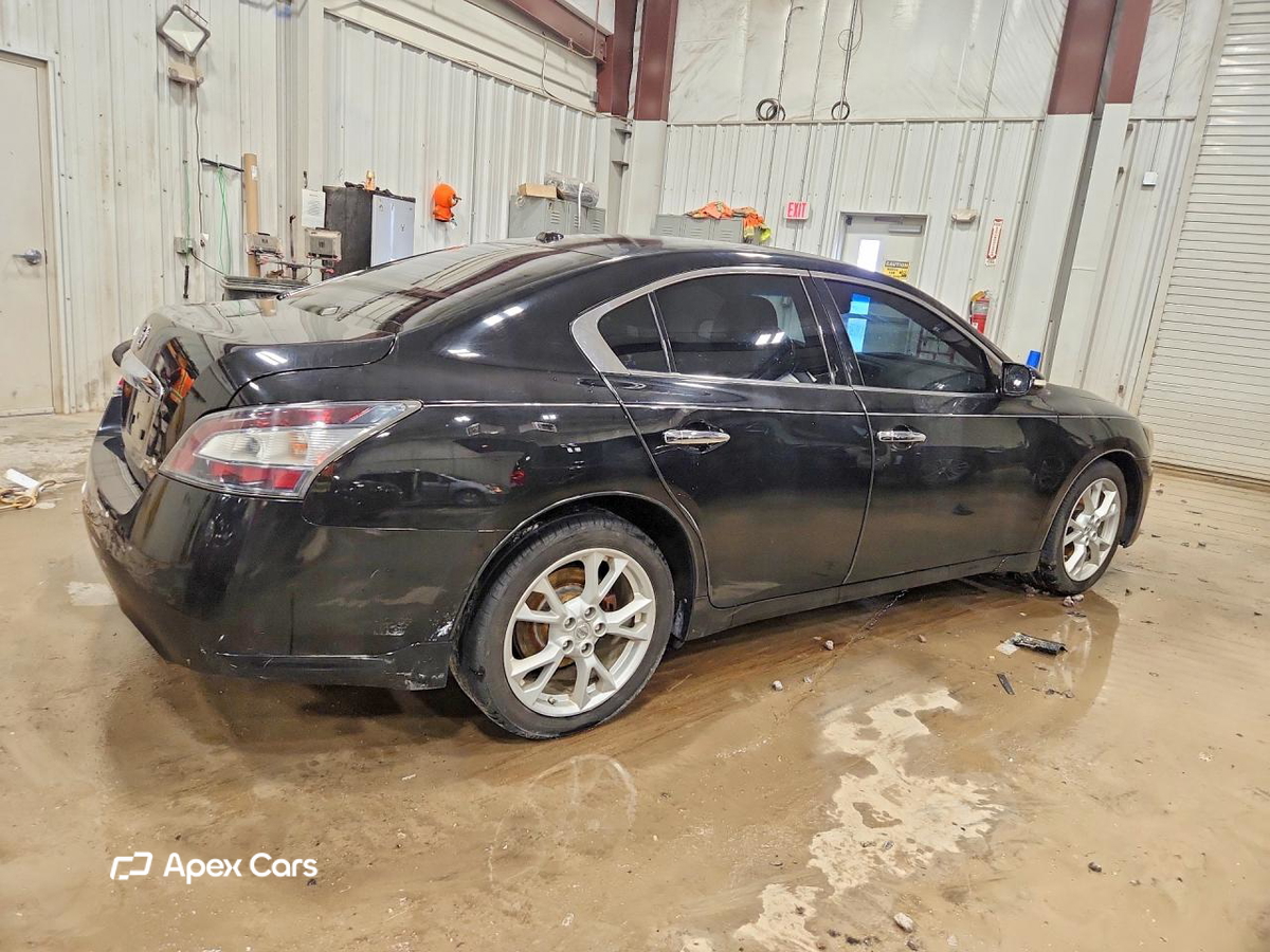 Nissan Maxima 2014