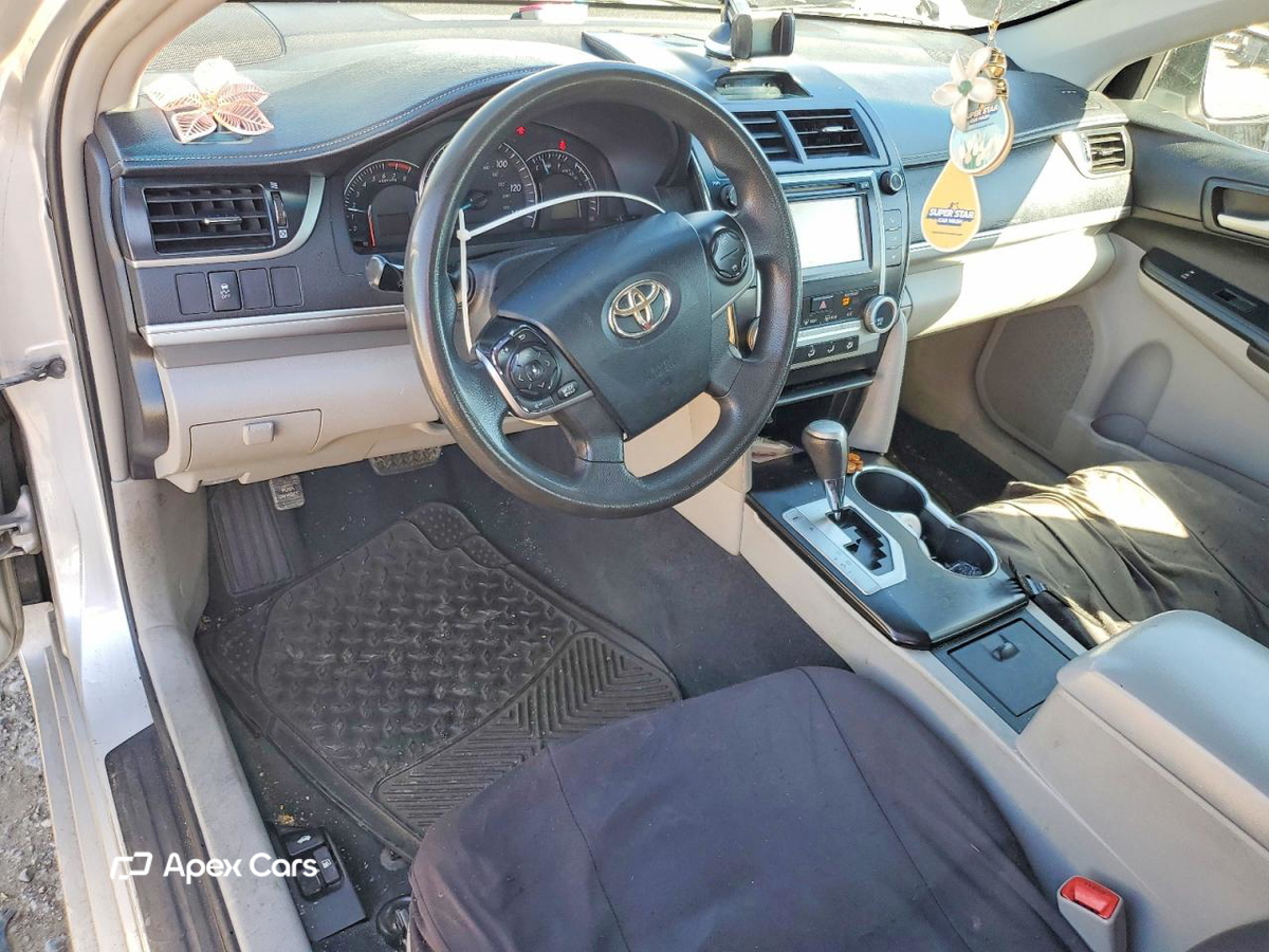 Toyota Camry 2012