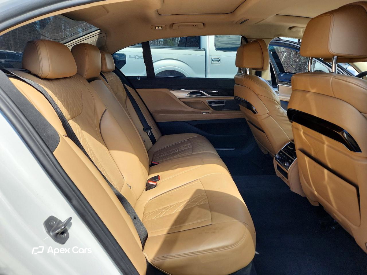 BMW Series 7 2022