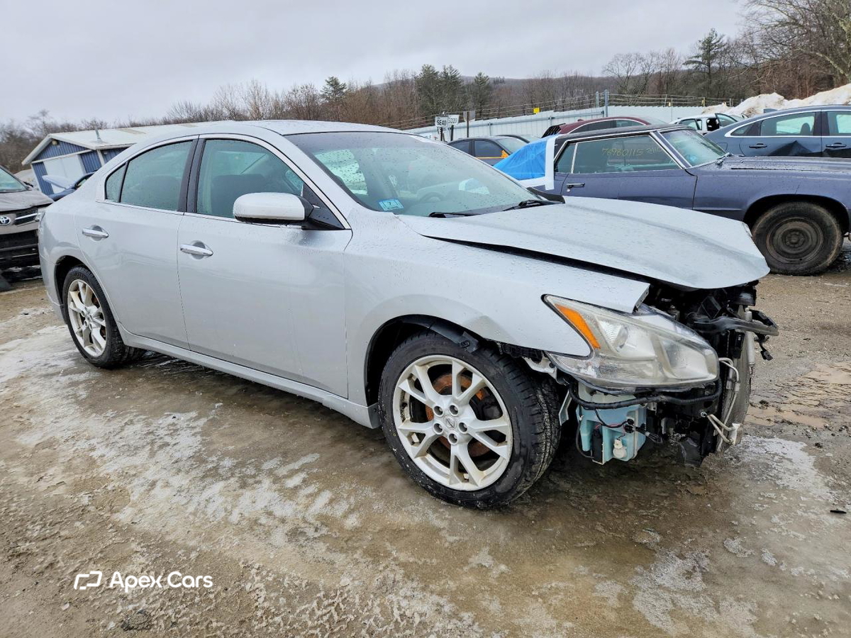 Nissan Maxima 2013