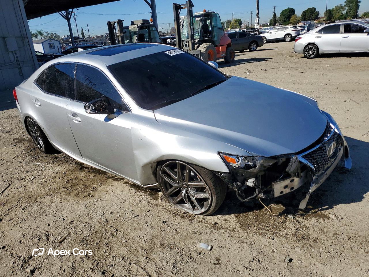 Lexus IS 2015