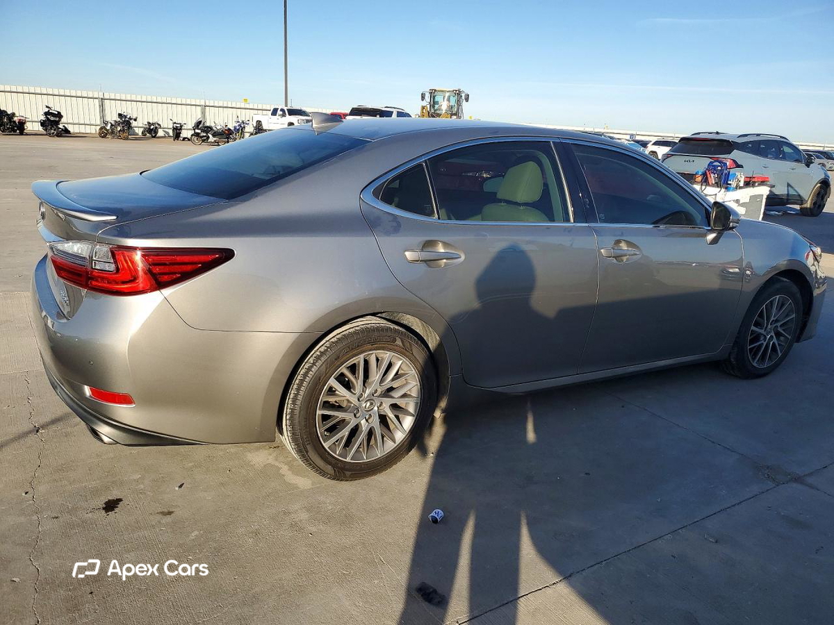 Lexus ES 2017