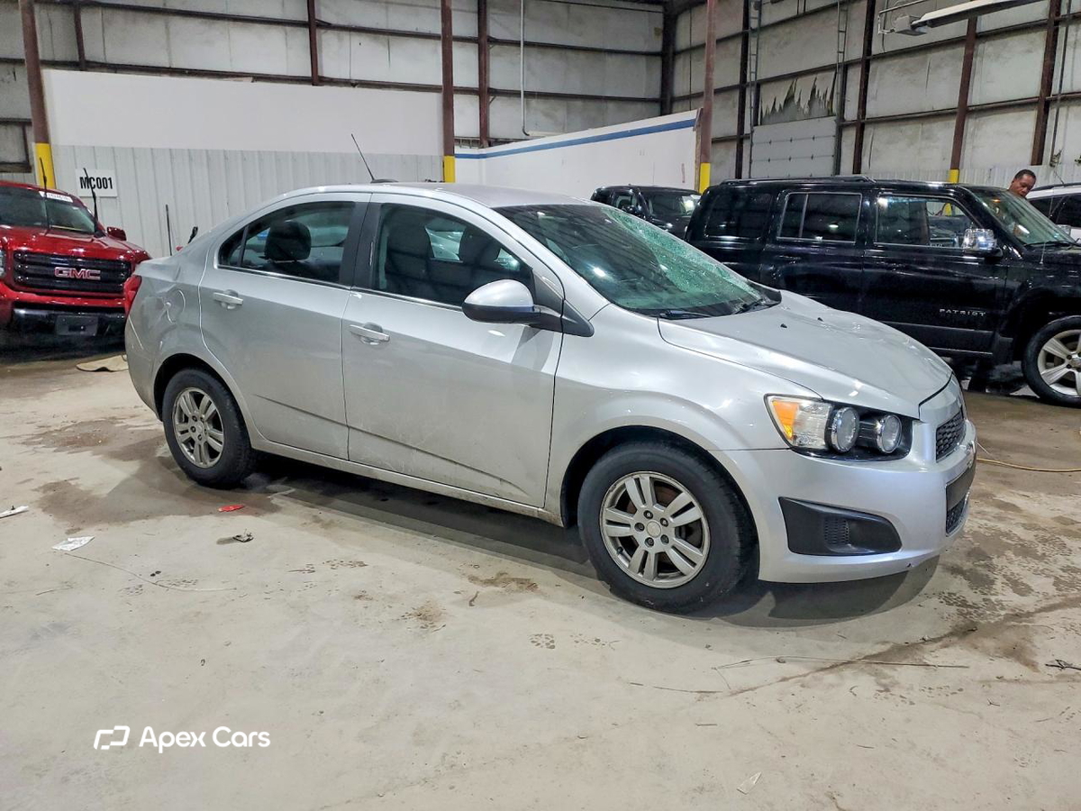 Chevrolet Sonic 2016