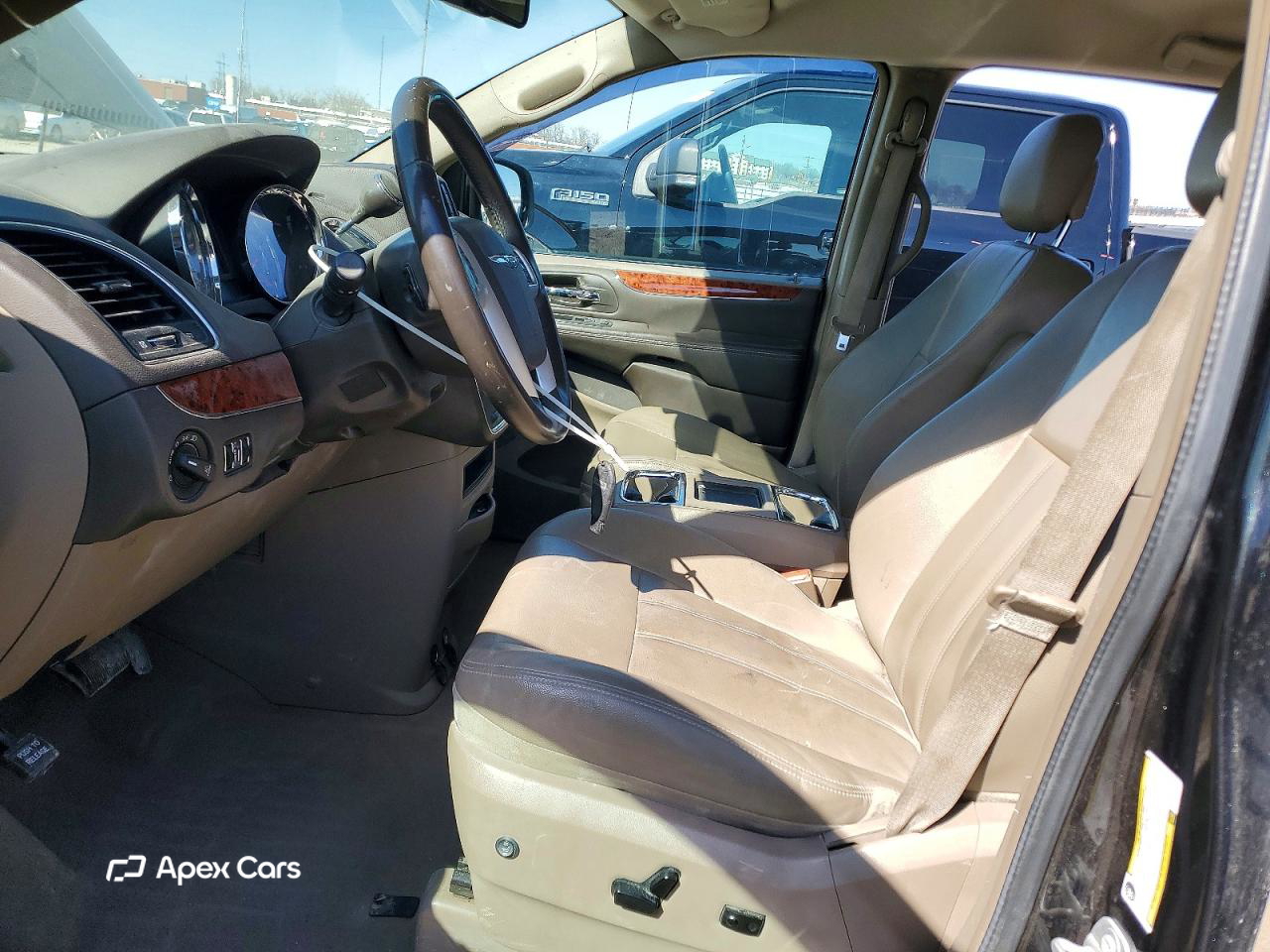 Chrysler Voyager 2016
