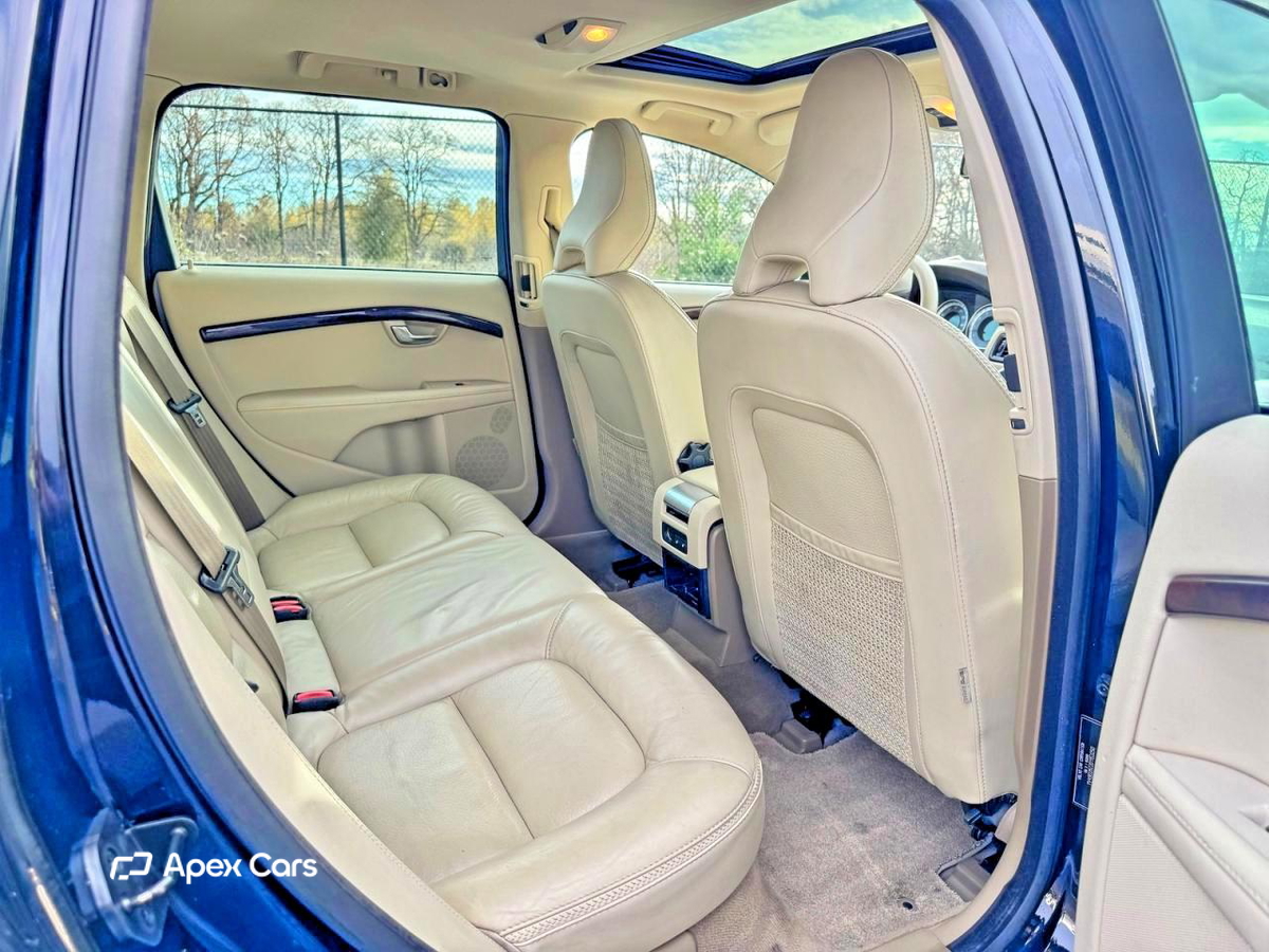 Volvo XC70 2013