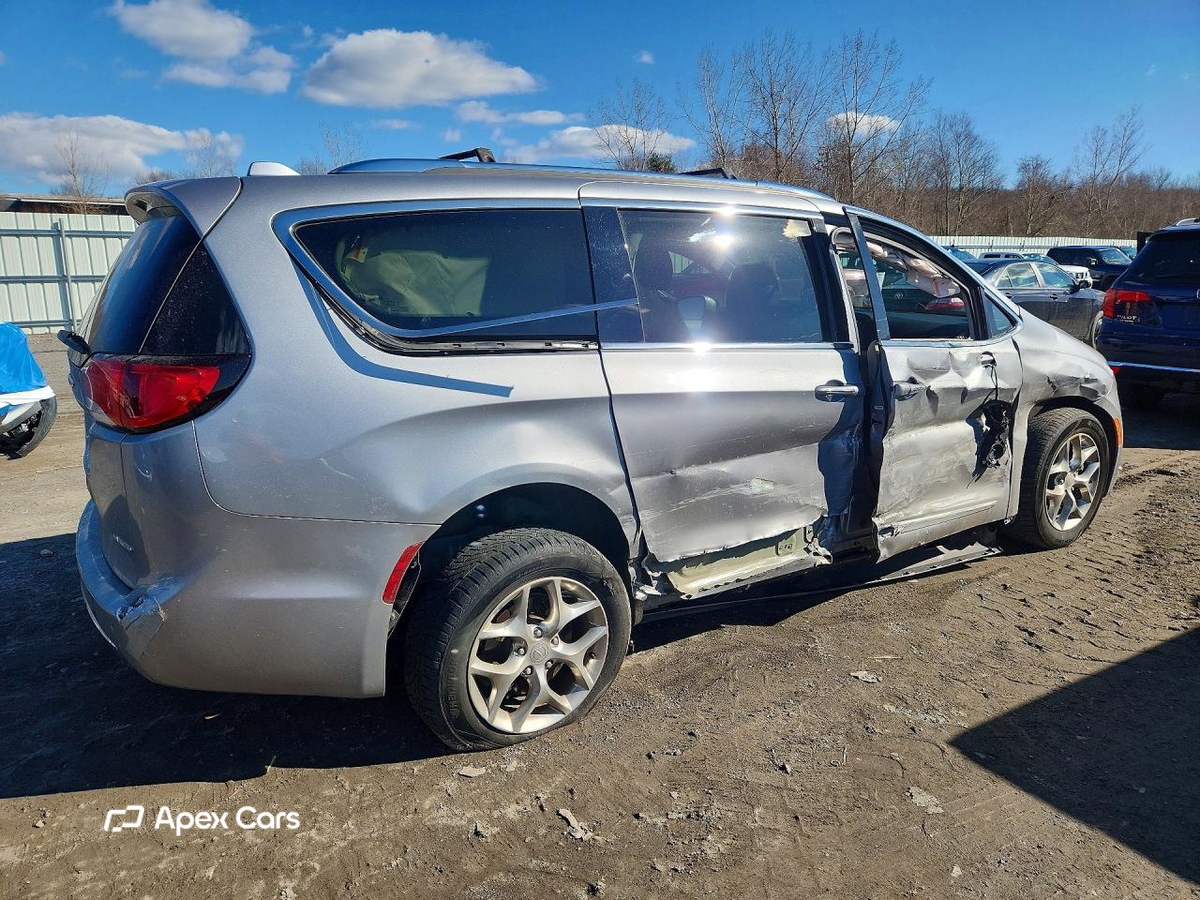 Chrysler Pacifica 2018