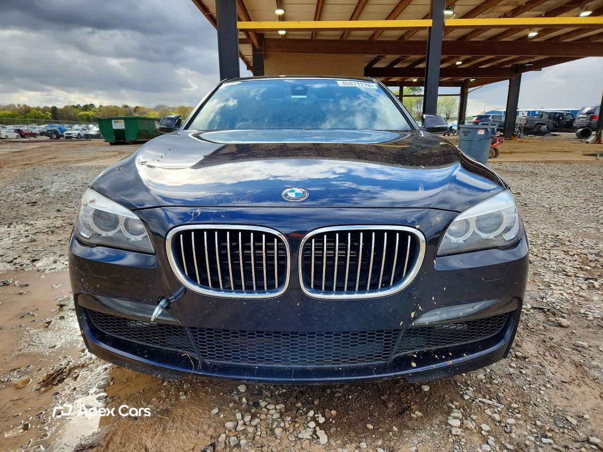 BMW Series 7 2013