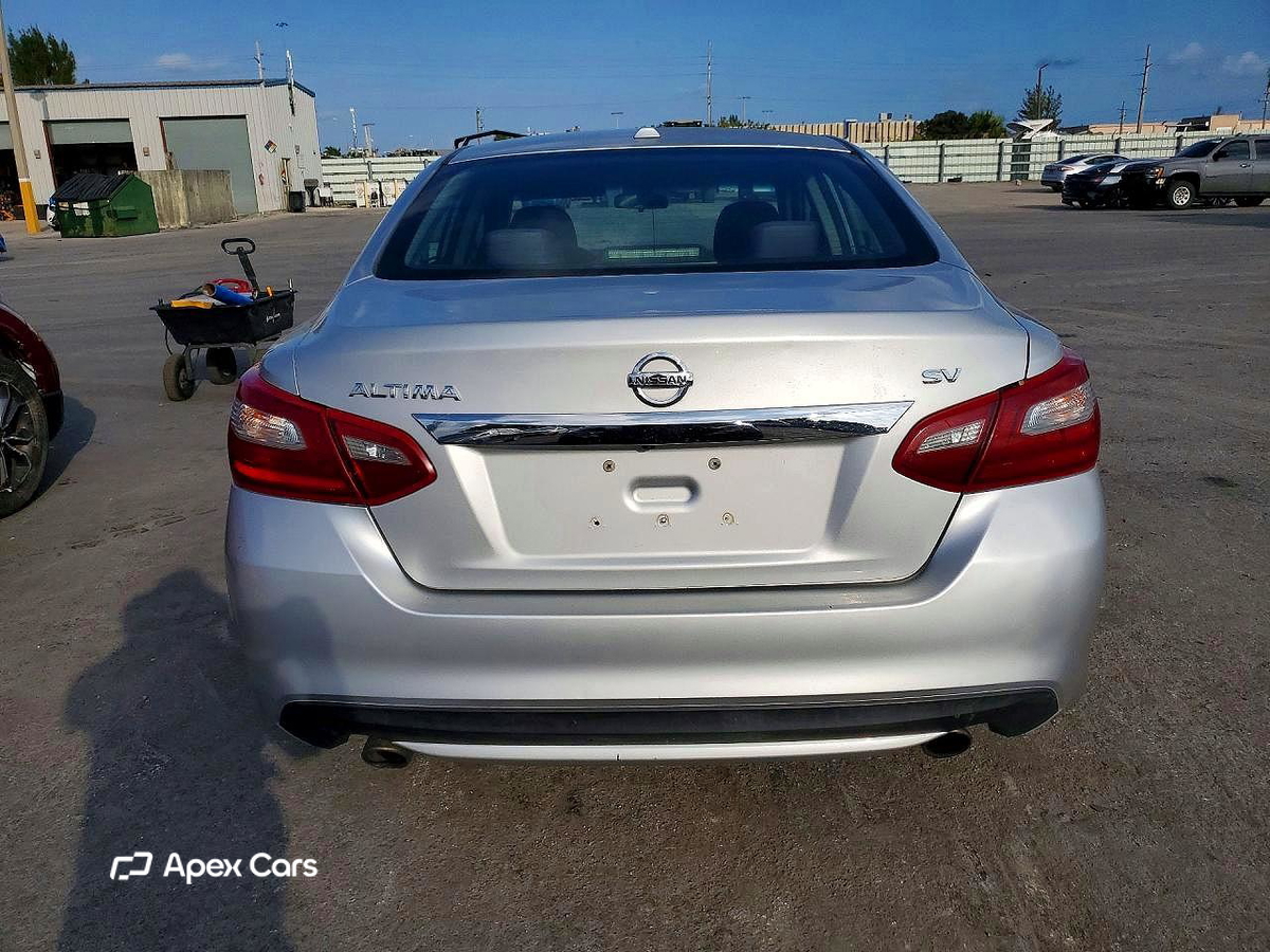 Nissan Altima 2018