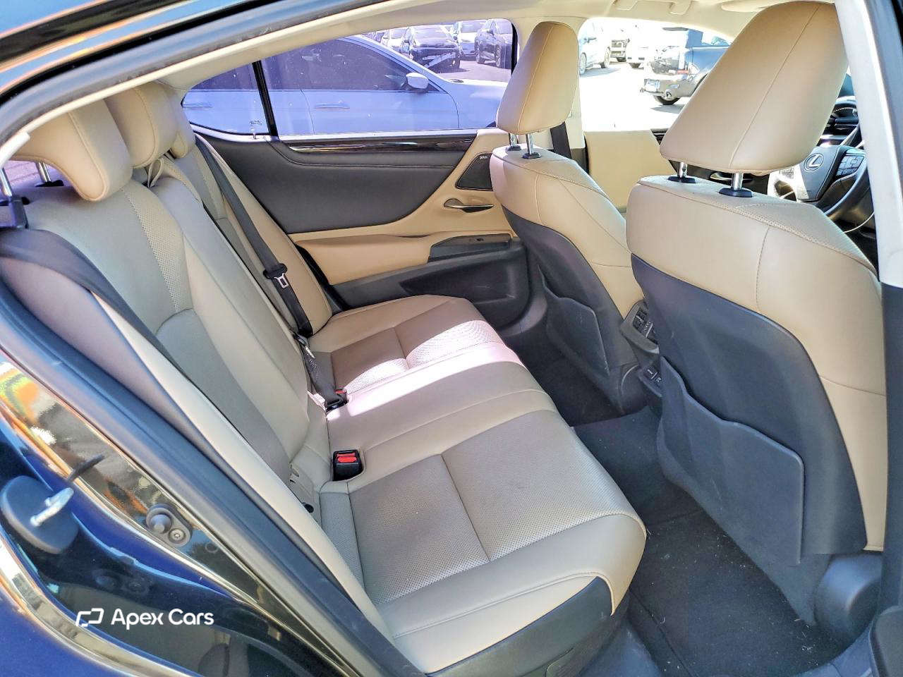 Lexus ES 2020
