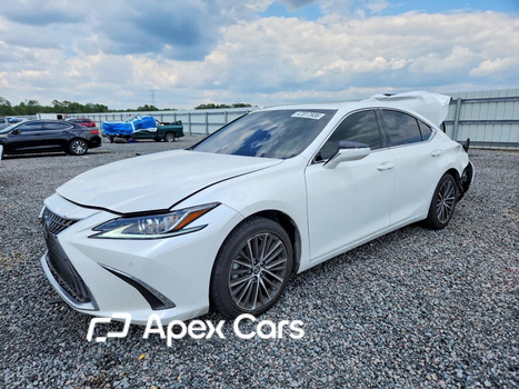 Lexus ES 2022 - Image 1 of 13