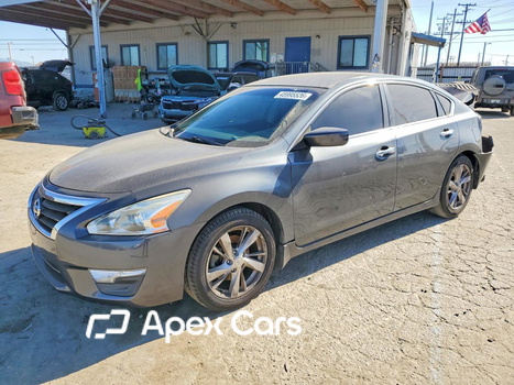 Nissan Altima 2013 - Image 1 of 13