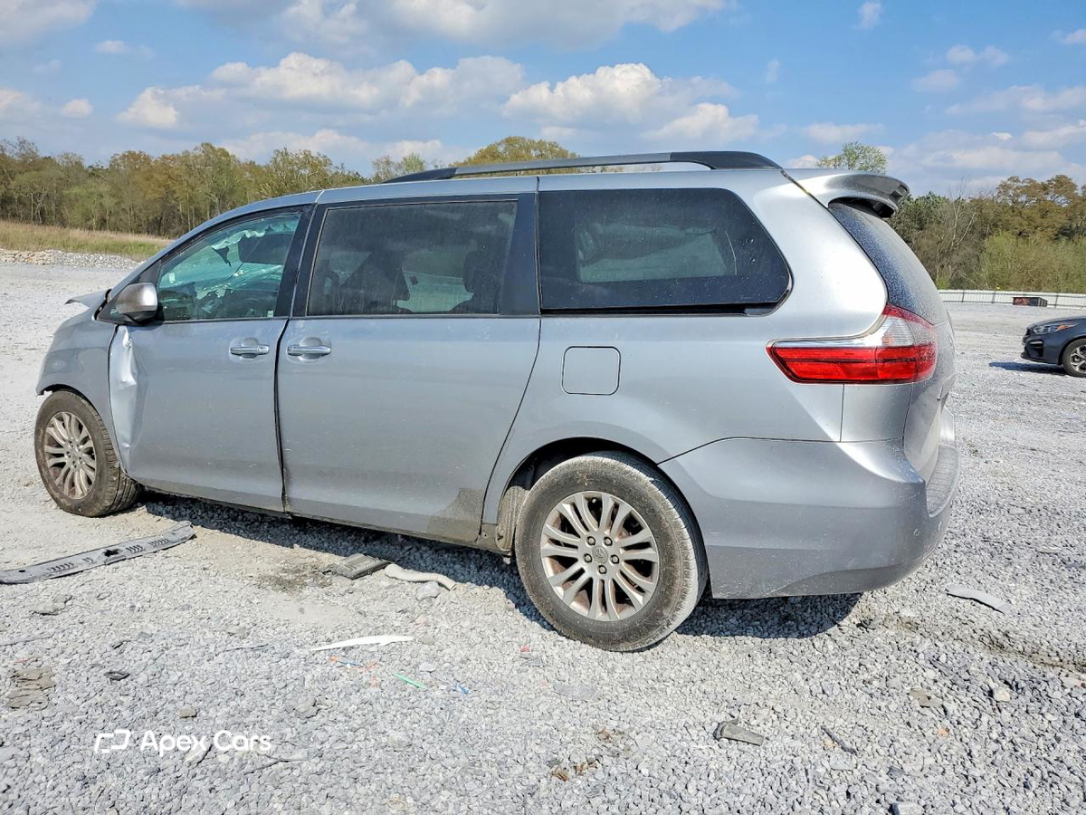 Toyota Sienna 2015