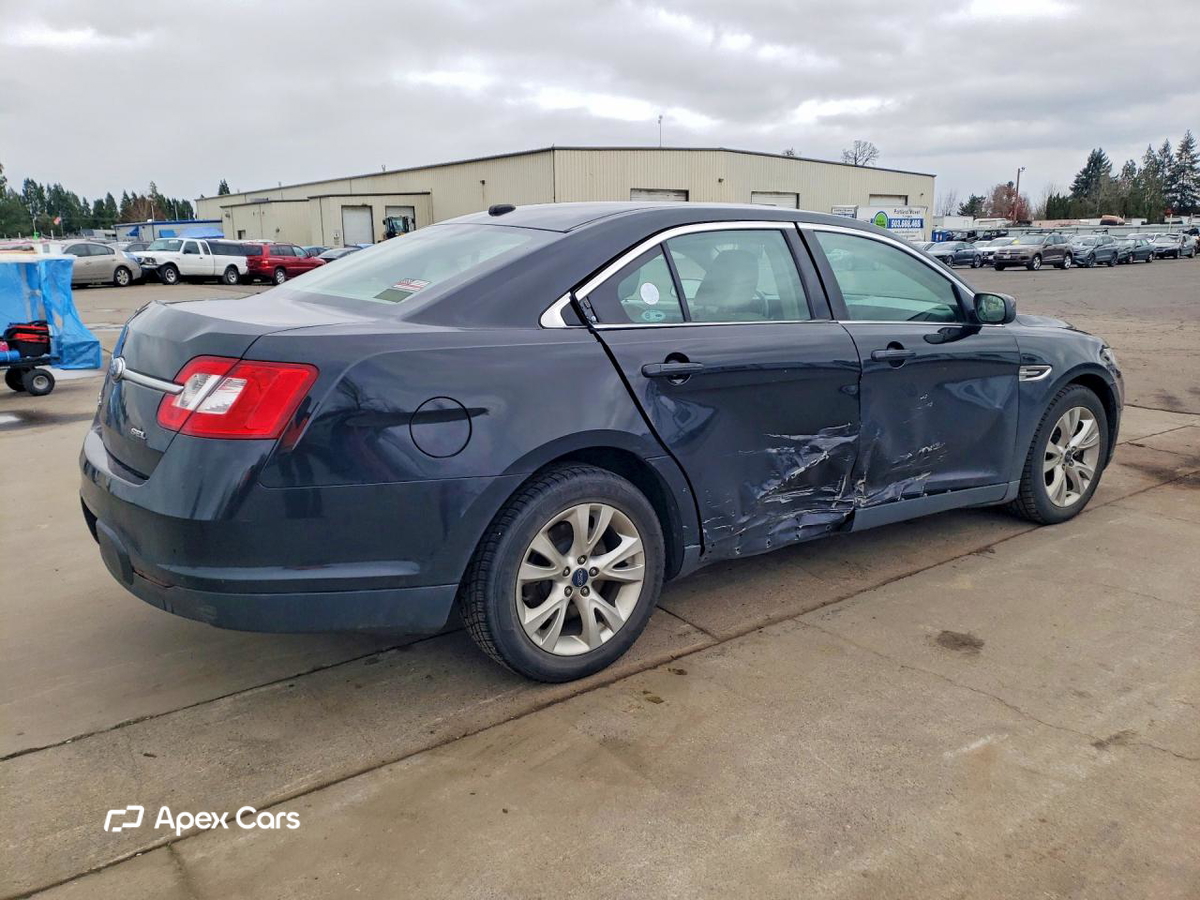 Ford Taurus 2010
