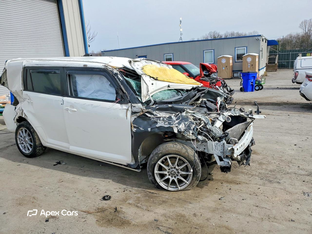 Scion xB 2012