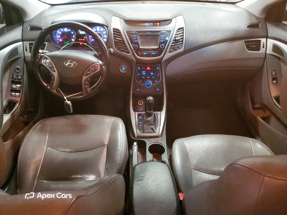 Hyundai Elantra 2016