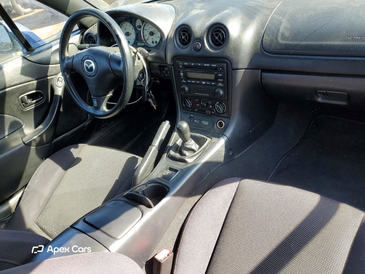 Mazda MX-5 2003