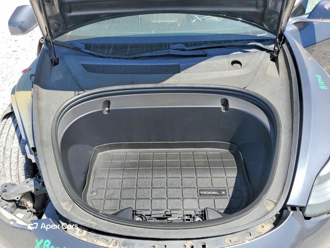 Tesla Model 3 2020