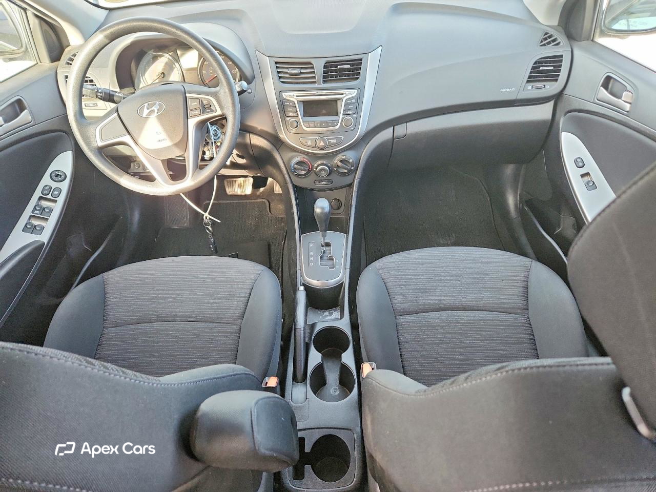 Hyundai Accent 2015