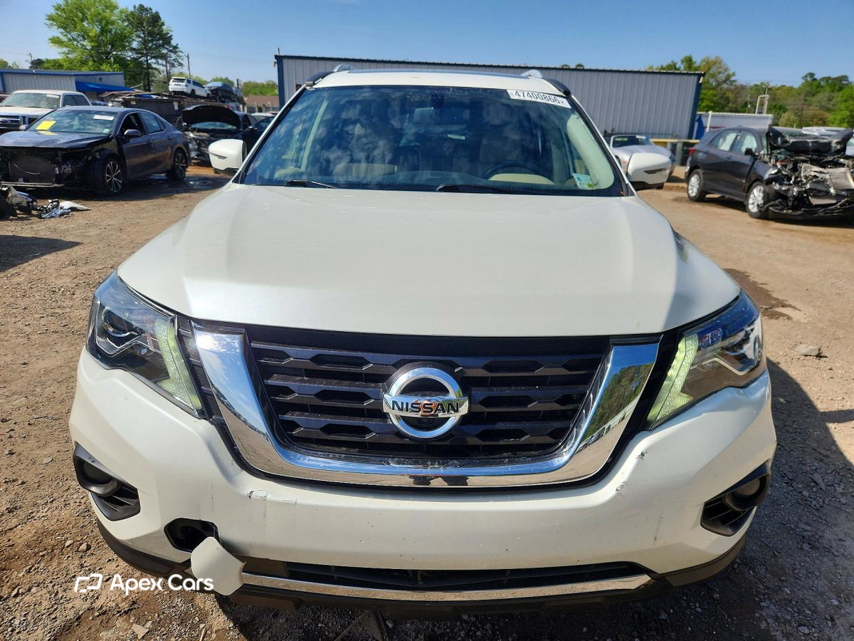 Nissan Pathfinder 2018