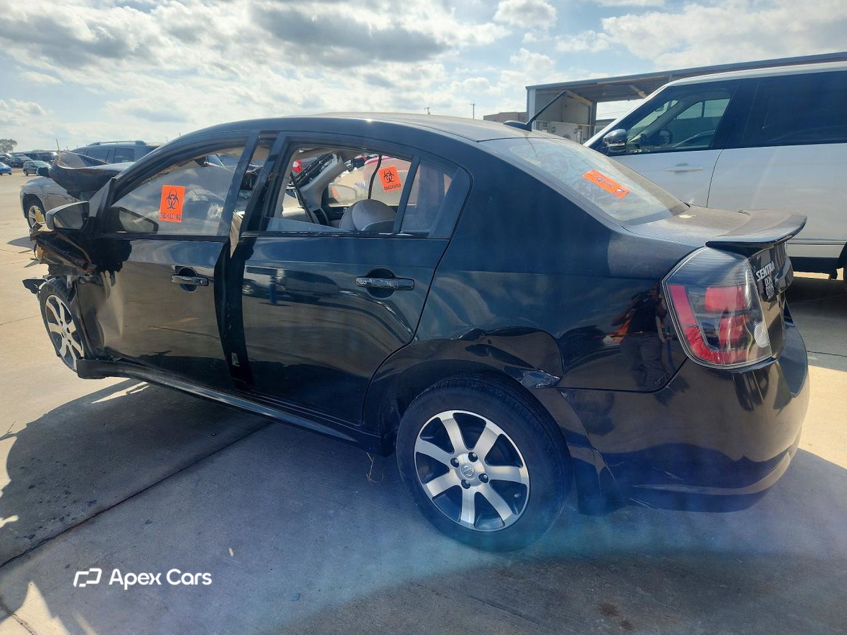 Nissan Sentra 2012