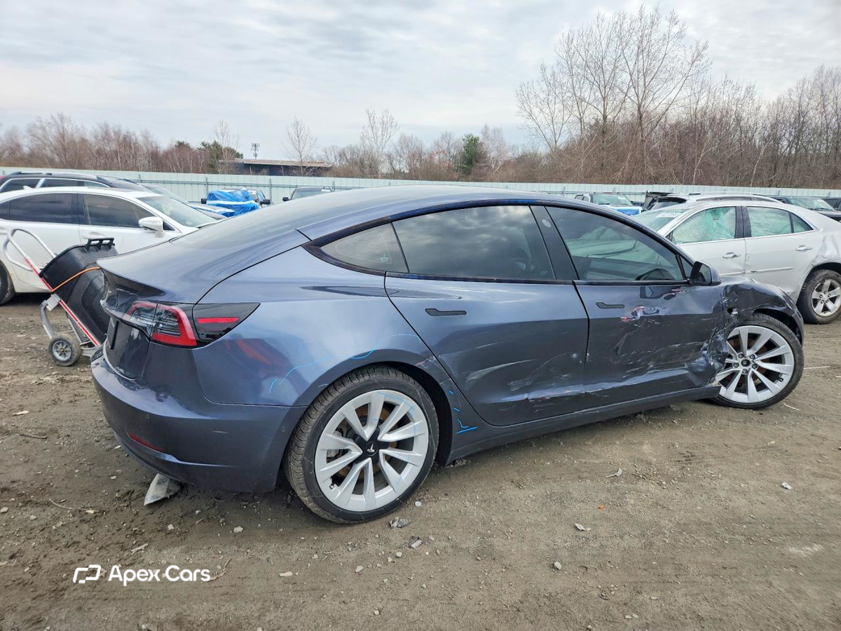 Tesla Model 3 2022