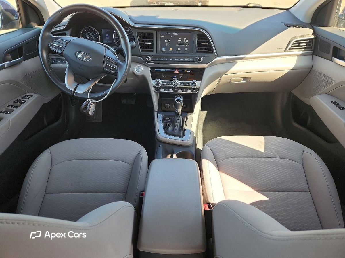 Hyundai Elantra 2019