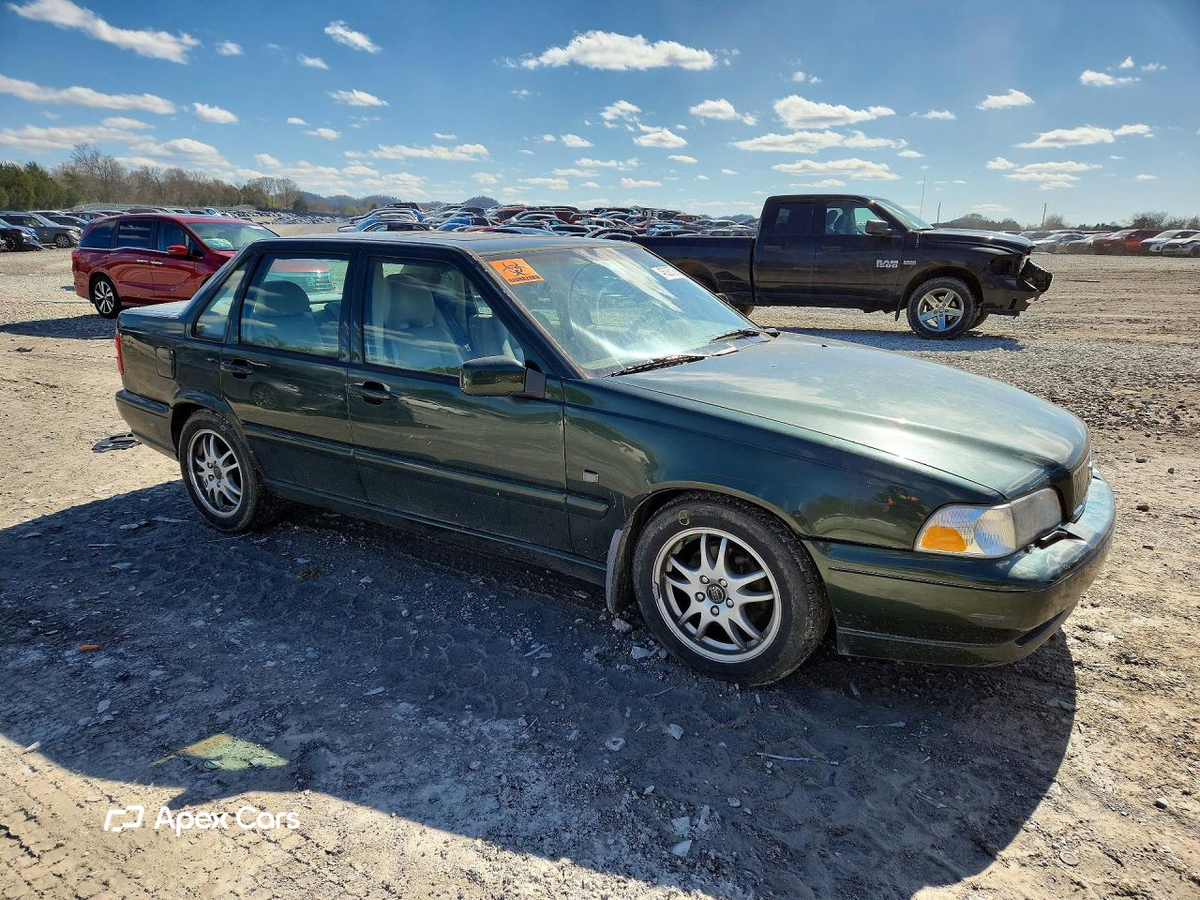Volvo S70 2000