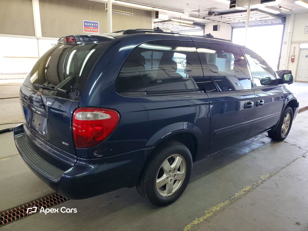 Dodge Caravan 2005